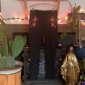 Divided rockabilly black pants